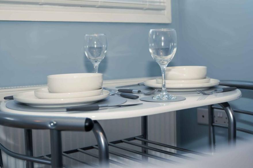 Pass the Keys | Newly Renovated 1 Bedroom Apartment Scarborough