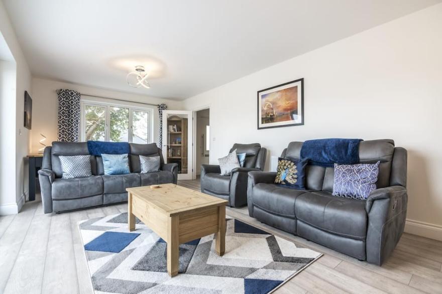 Martello View - 3 Bedroom Holiday Home - Llanreath