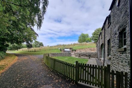 Beautifully Furnished Barn Conversion In A Wonderful Rural Setting