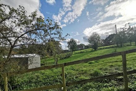 Fantastic self-catering apartment on the outskirts of Caerleon