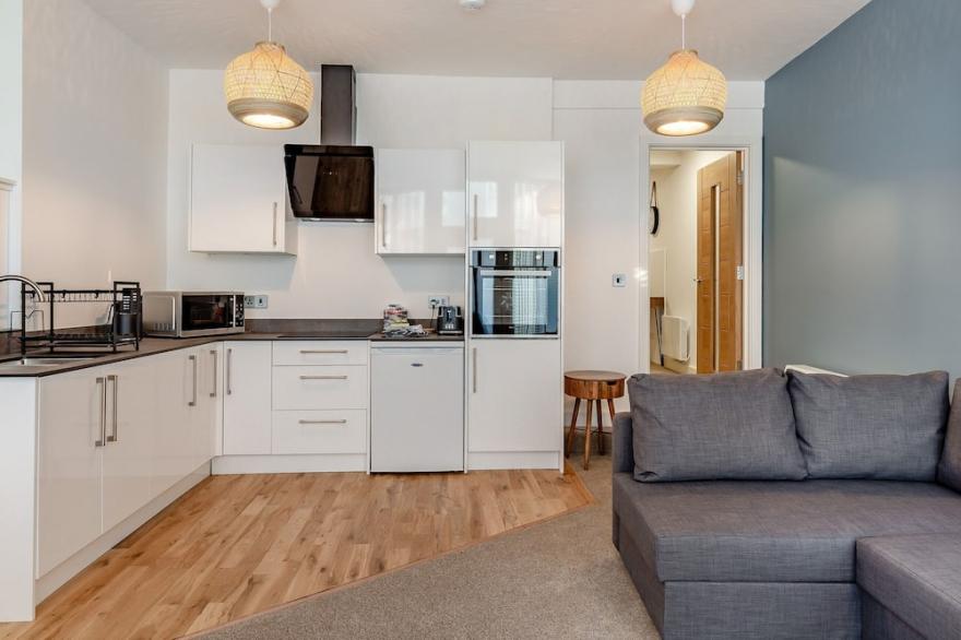 2 bedroom accommodation in Dartmouth