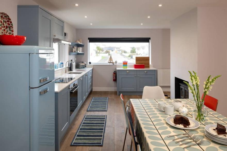 Stone’s Throw: Newly refurbished, pet-friendly holiday bungalow in Rhosneigr