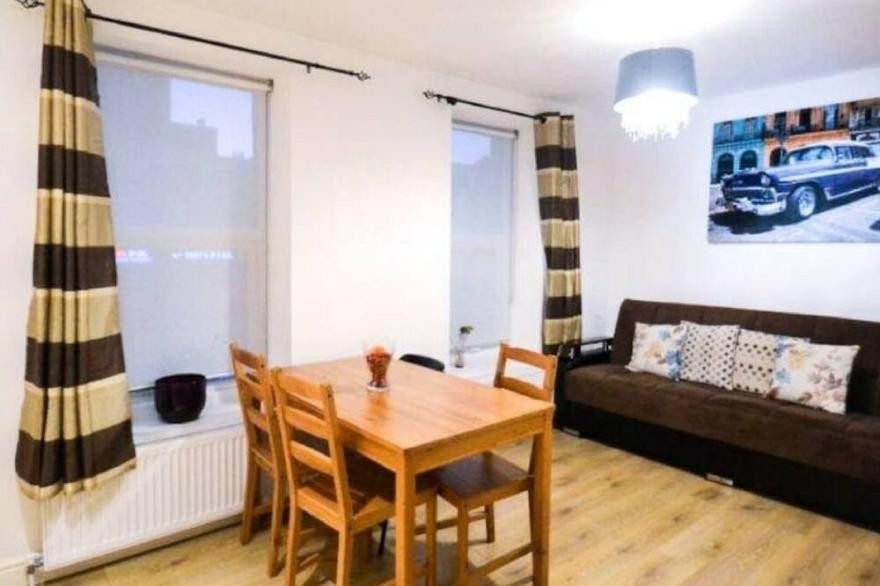 Stunning one bedroom apartment in central London Marble Arch (5)