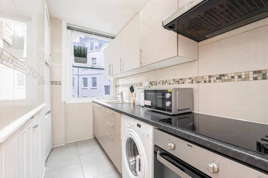 Bright 2 Bedrooms Apartment near Baker Street