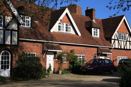 Stable Cottage, Holmfield