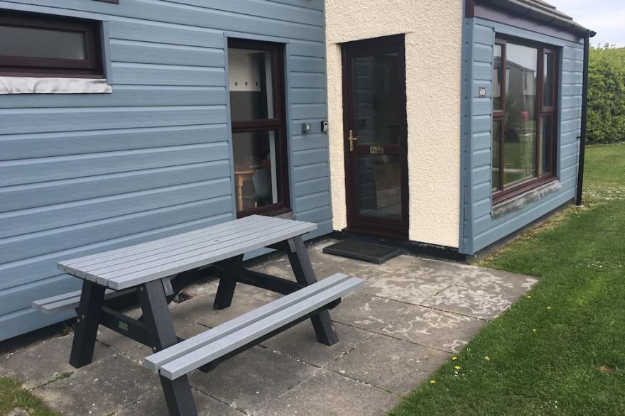 PERRANPORTH HOLIDAY BUNGLOW on Holiday Park,  SWIMMING  POOL - GREAT VALUE !