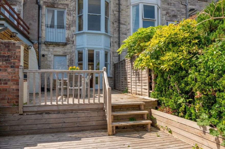 Sea View Villa - Four Bedroom House, Sleeps 8