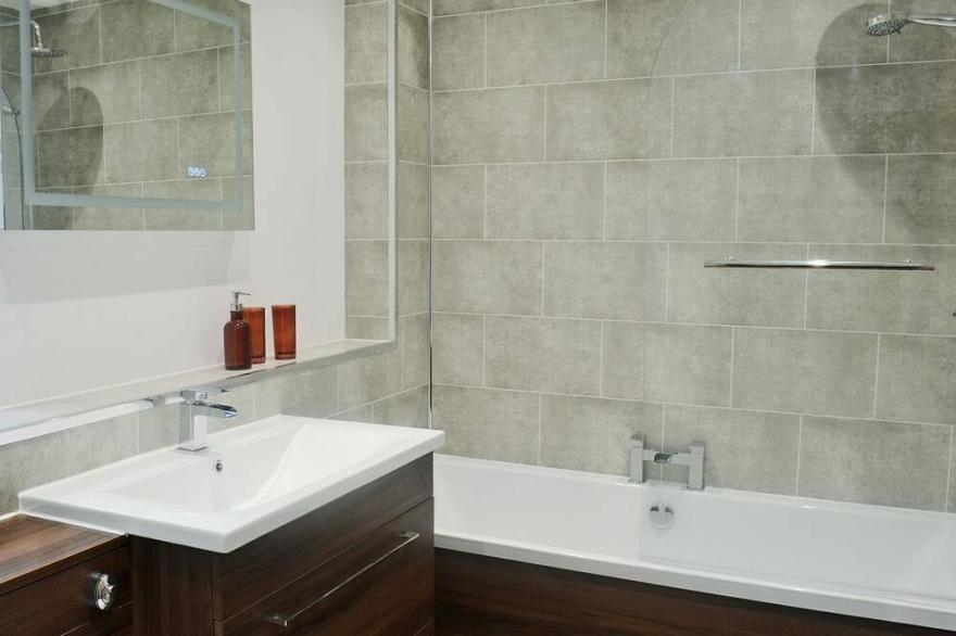 1 bedroom accommodation in Stewarton