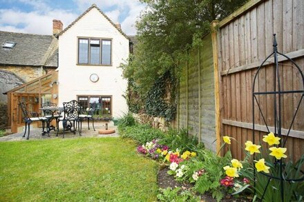 Ingleside Cottage is a lovely cottage in Broad Campden