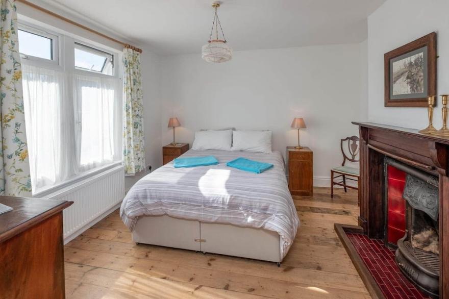 2 Bedroom Garden Apartment Bembridge.