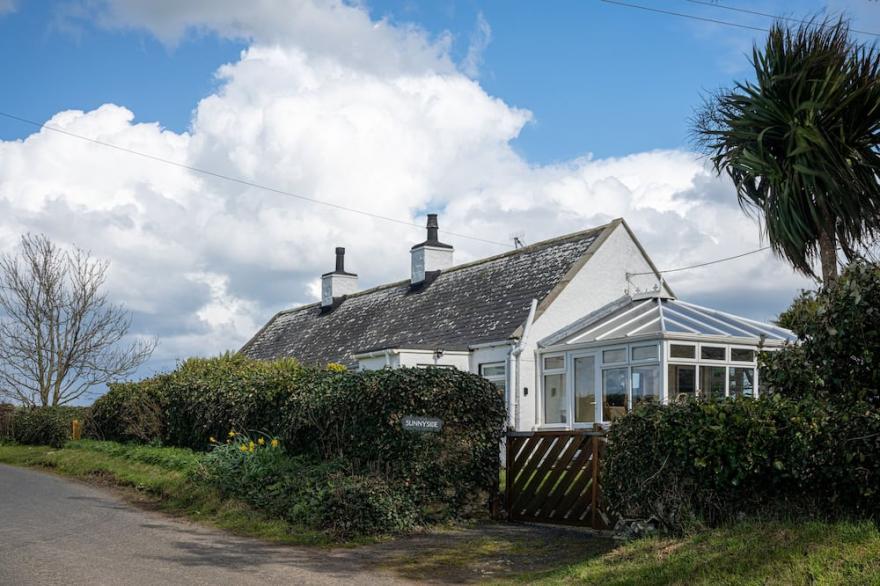 SUNNYSIDE, Pet Friendly, Country Holiday Cottage In Isle Of Whithorn