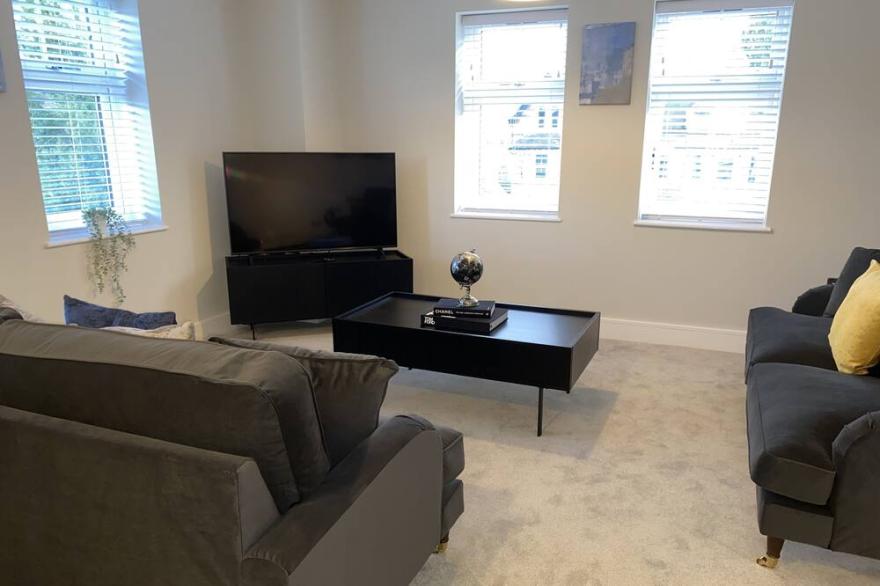 Luxury 2 Bed Apartment In Moseley Birmingham