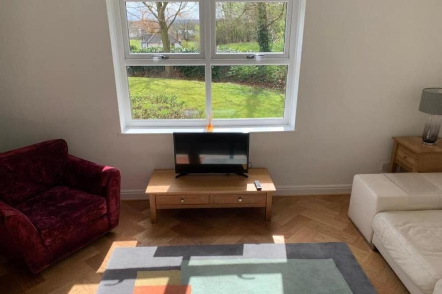 Excellent 1 bedroom apartment in Far Headingley