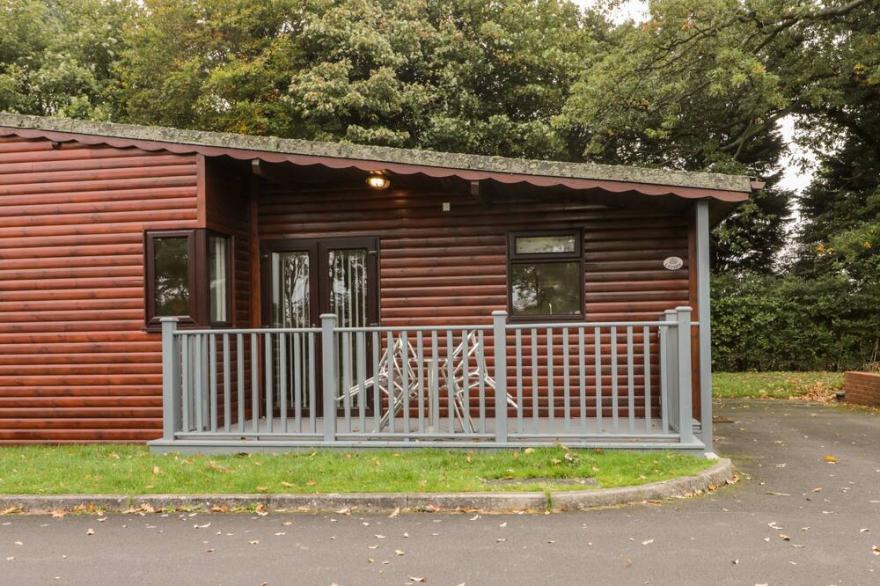 LAVENDER LODGE, Pet Friendly In Saltburn-By-The-Sea
