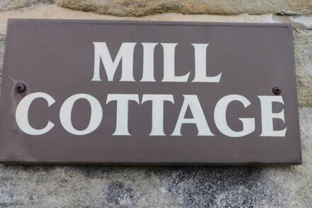 MILL COTTAGE, character holiday cottage in Robin Hood’s Bay