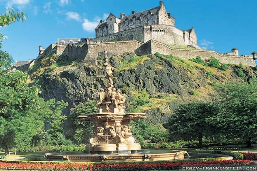 Warm & welcoming Edinburgh Castle Apartment