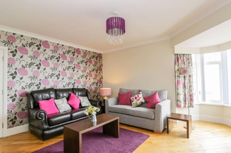 THE GANSEY GIRL, family friendly in Bridlington