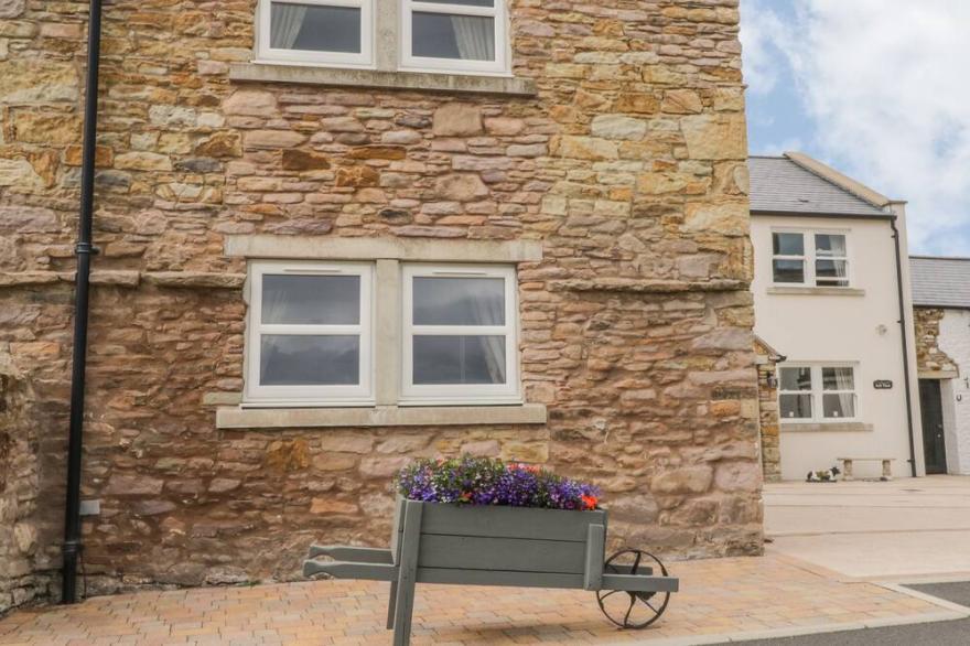 THE BARN, family friendly, character holiday cottage in Workington