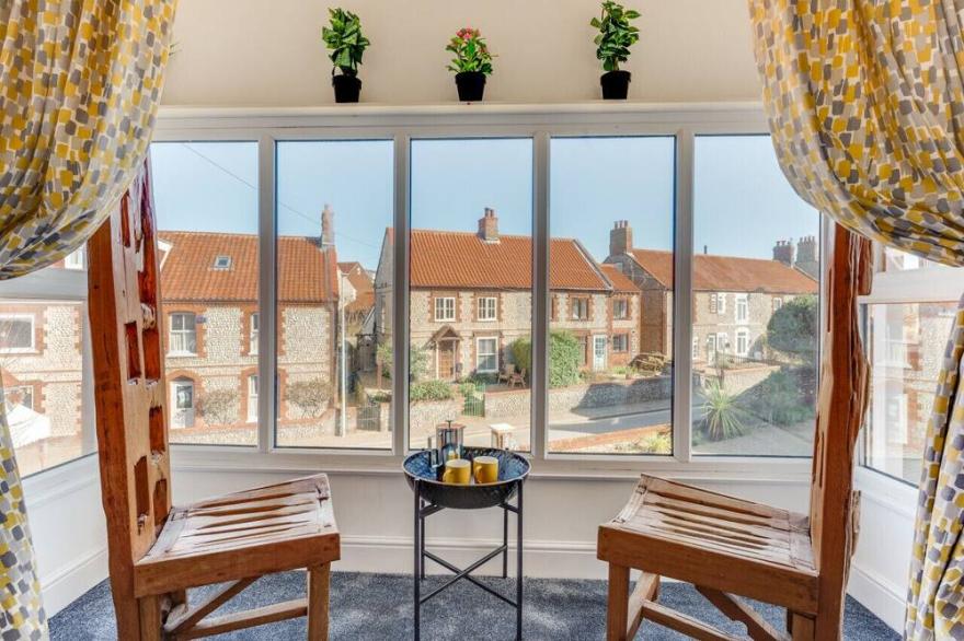 Two Buoys - Two Bedroom House, Sleeps 4