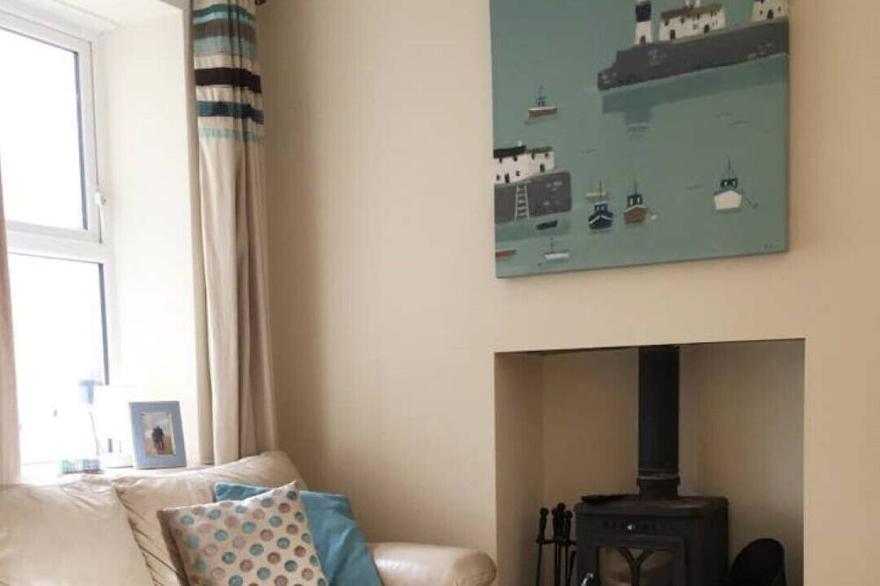 Stunning Blue Coastal House in Portstewart<br>*Pets stay for free <br>*Winter Offers