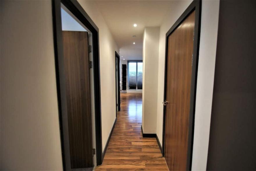 House in Manchester For your holiday