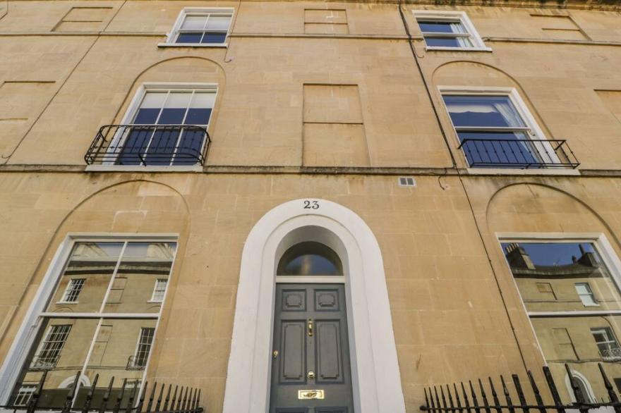 23 DANIEL STREET, Pet Friendly In Bath