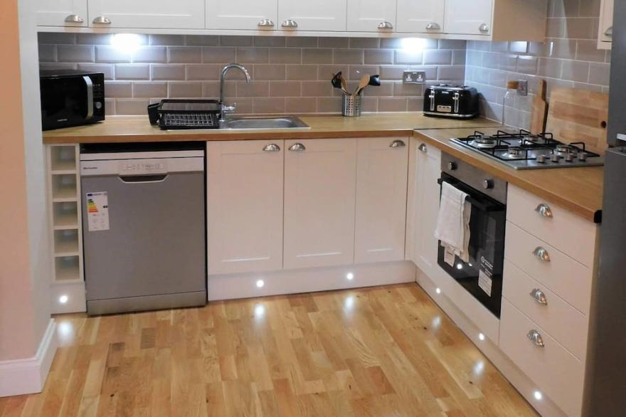 Beautiful 3 bed apt in the City Centre.