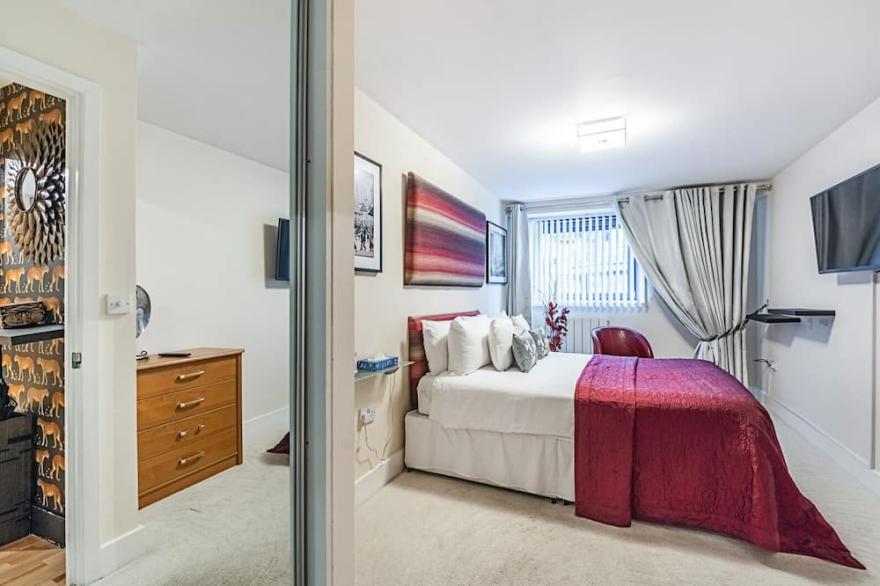 Private apartment in Canary Wharf