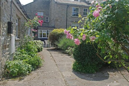 Country Hideaways | Hazeley Cottage | West Burton