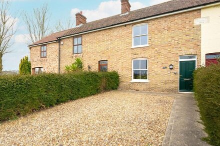 2 Wissett Cottages - Two Bedroom House, Sleeps 4