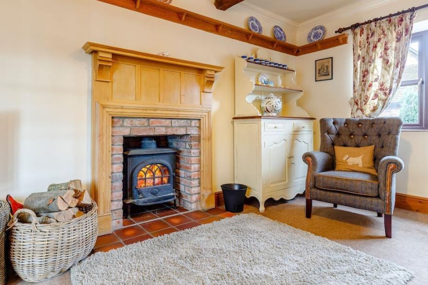 2 bedroom accommodation in Audley