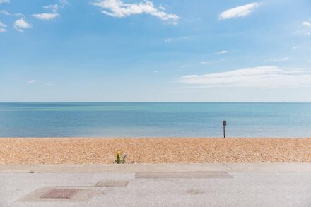 A delightful cottage in the heart of the historic conservation area of Deal