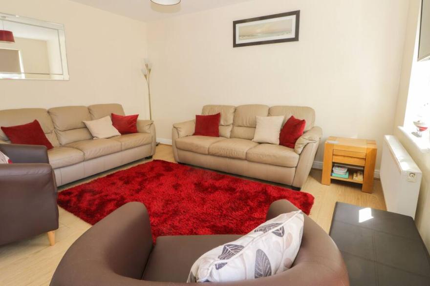 NORTHOLME, Pet Friendly, With Pool In Filey