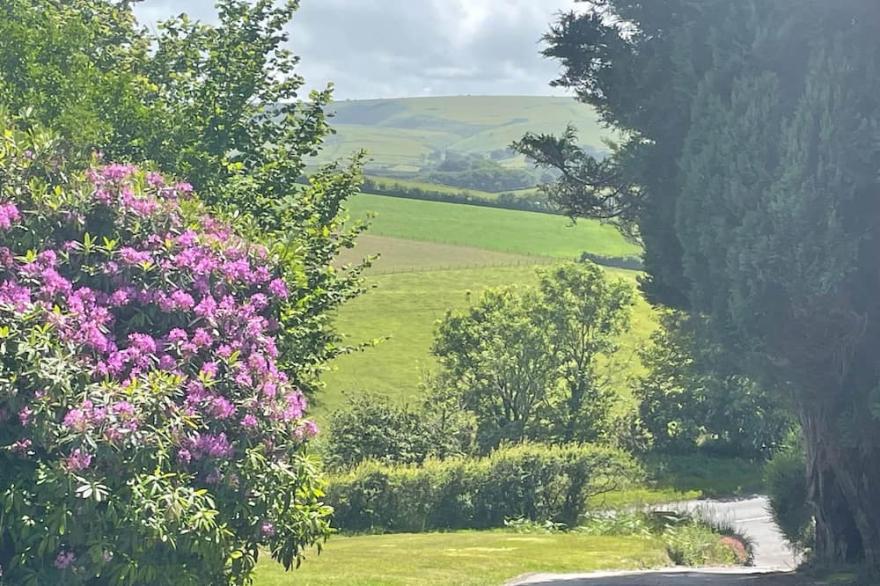 Linnet Lodge, perfectly located between Exmoor and the sea