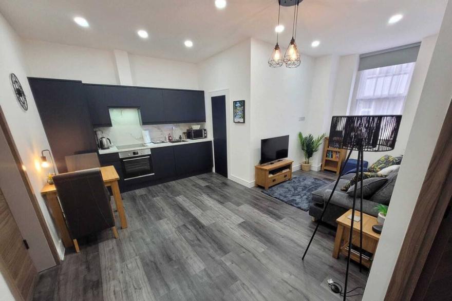 Contemporary 1 Bed Apartment, In Central Buxton