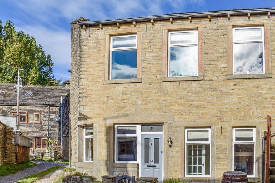 4 Bedroom Accommodation In Holmfirth