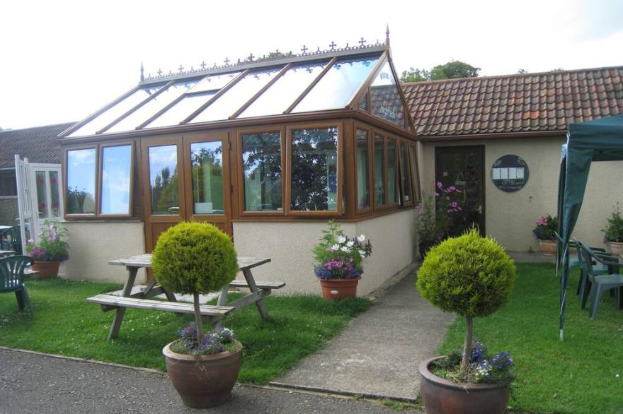 The Garden Annex- Perfect holiday home for family in Wotton-under-Edge