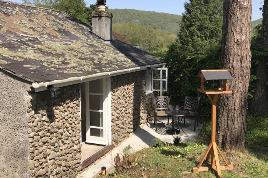 Beechnut Lodge - Grade II Listed Gatehouse in Dartmoor