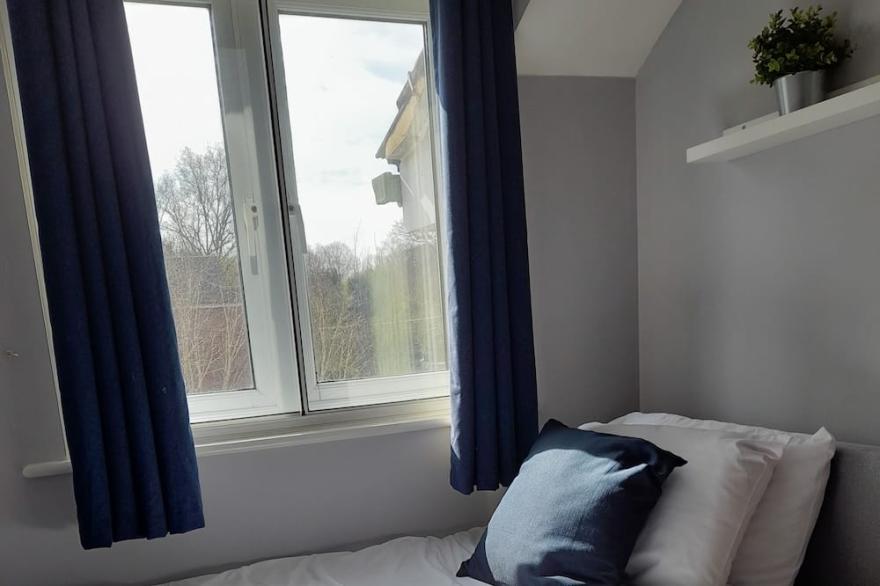 Entire 2 bed apartment Hemel Hempstead | Free parking