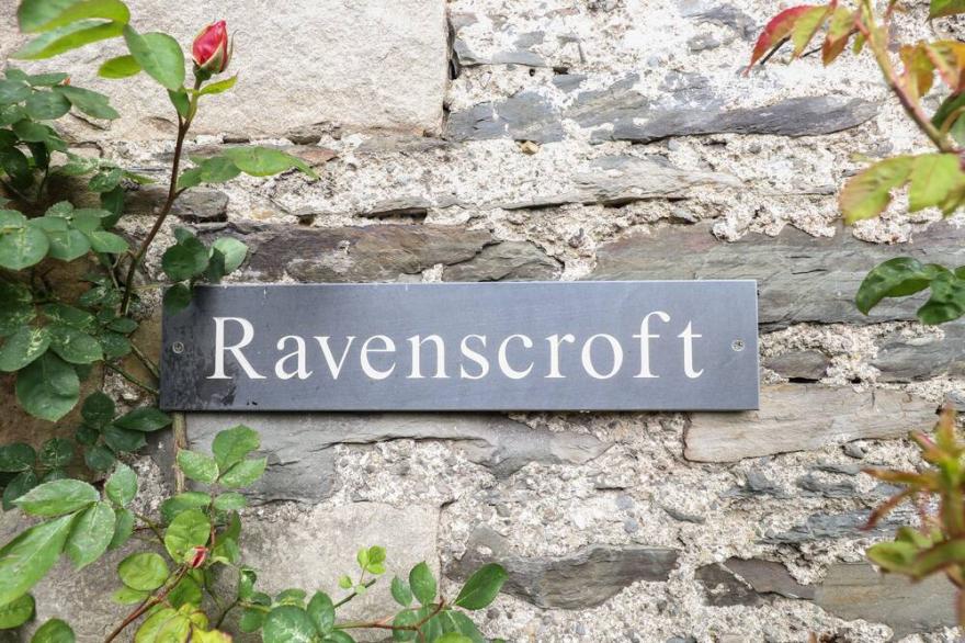 RAVENSCROFT, Pet Friendly, With A Garden In Windermere