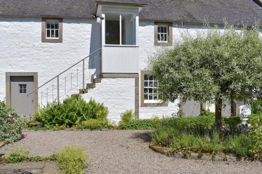 1 bedroom accommodation in Pitscandly, near Forfar