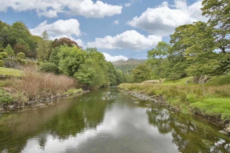 STEPPING STONES HOUSE, Pet Friendly, With A Garden In Ambleside