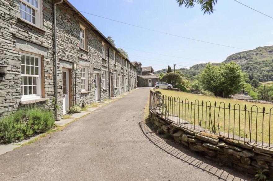 SLATERS REST, pet friendly, with open fire in Langdale