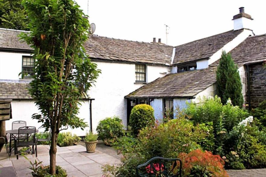 NURSES COTTAGE, family friendly in Hawkshead