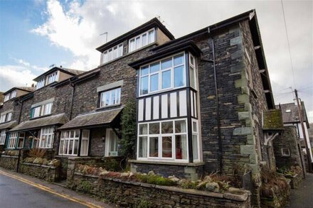 HEATHERLEY, pet friendly, with open fire in Ambleside