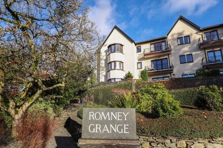 ROMNEY 14, family friendly, luxury holiday cottage in Ambleside