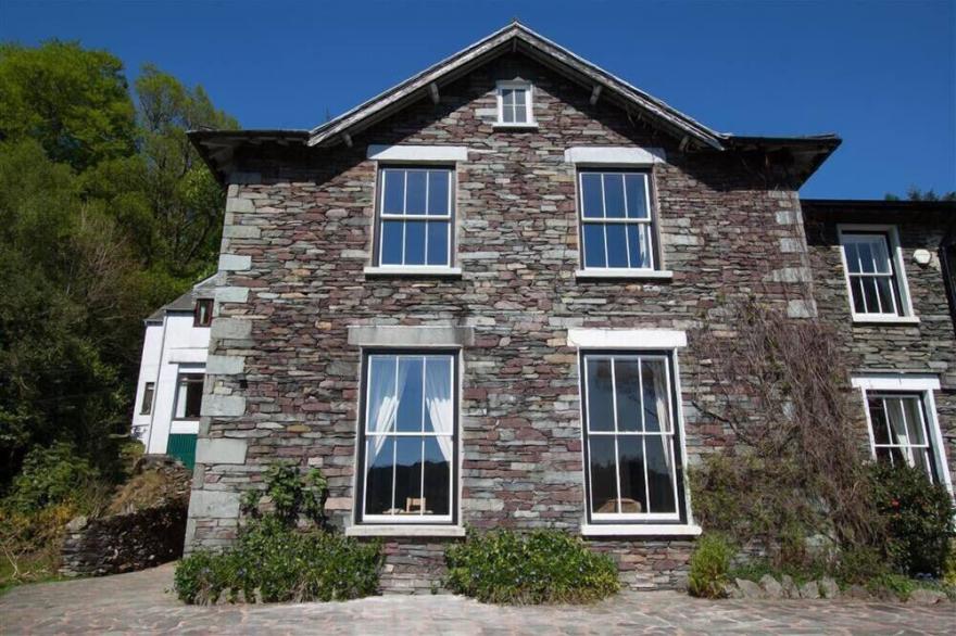 EASEDALE, pet friendly in Grasmere