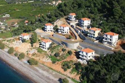 t of two fully equipped apartments above each-other on the two top floors of a h