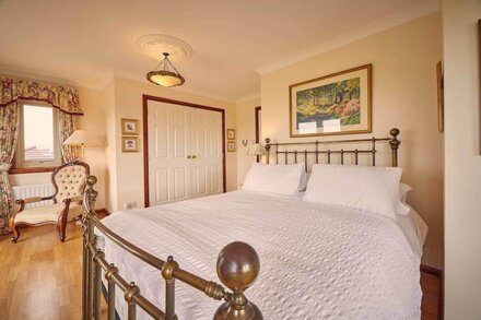 Host & Stay | Cheviot View