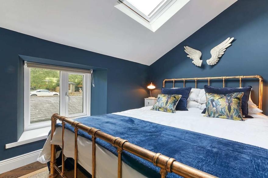 Host & Stay | Percy Cottage